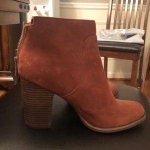 Lucky Brand size 9 leather booties